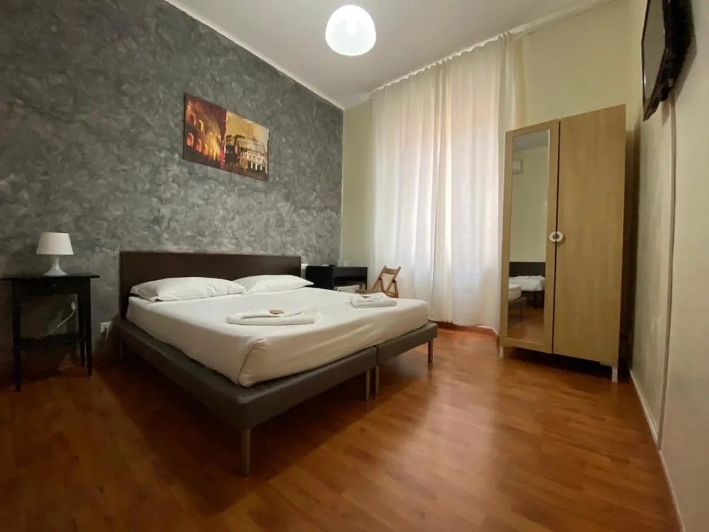 Double Room with External Private Bathroom — The Place In Rome Guest House