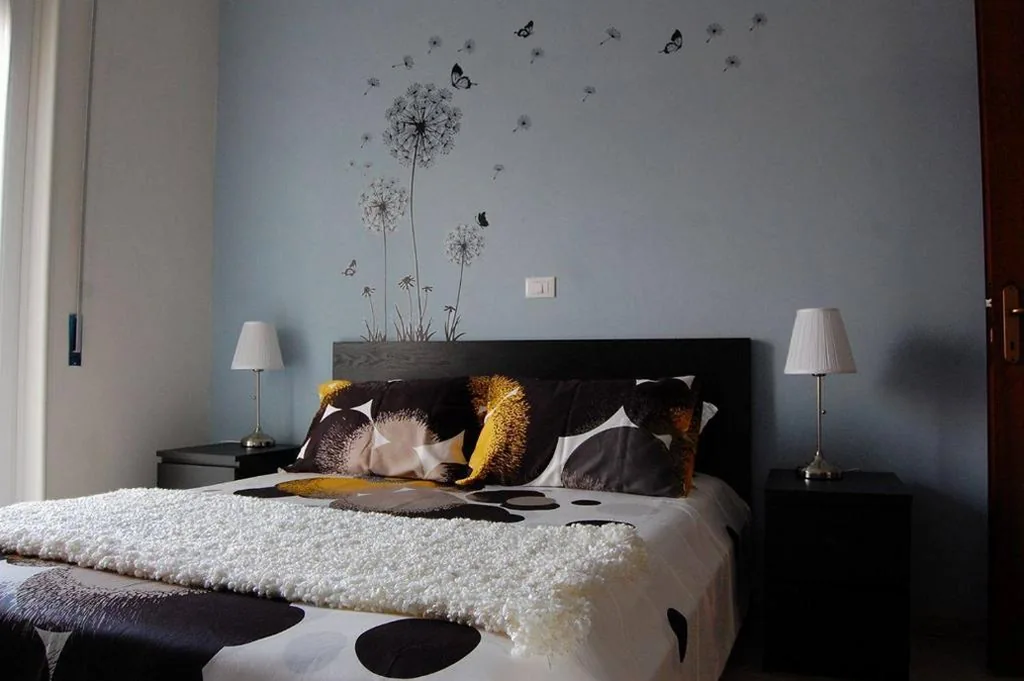 Double Room with External Private Bathroom — Una Stanza In Centro