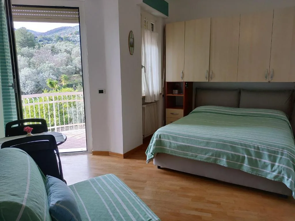 Camera Matrimoniale con Bagno Privato Esterno — VentoVerde B&B