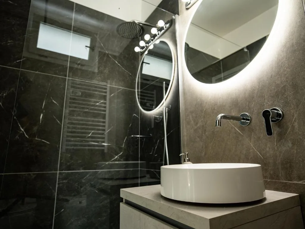 Double Room with Private Bathroom — Felix Rooms