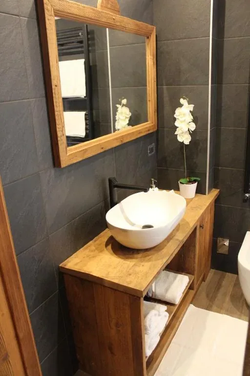 Camera Matrimoniale con Bagno Privato — FORESCH HUS CHAMBRES D’HOTES