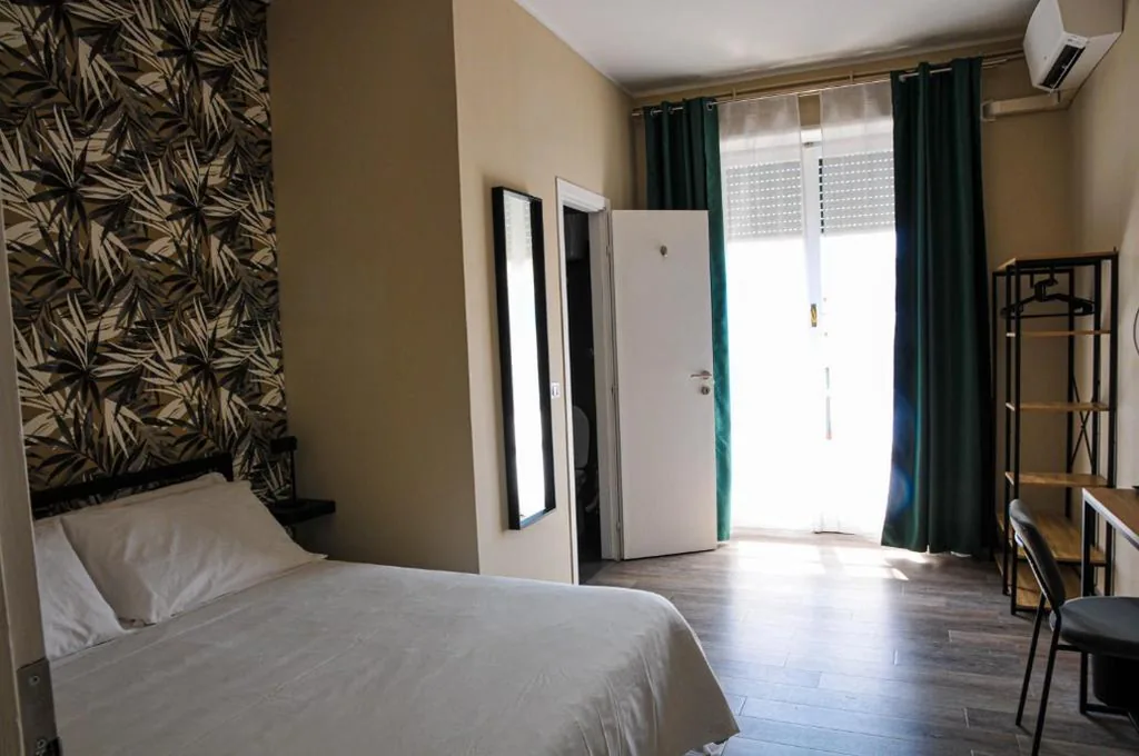 Camera Matrimoniale con Bagno Privato — Guest House Prime Palace