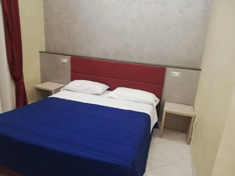 Double Room with Private Bathroom — Guest Planet