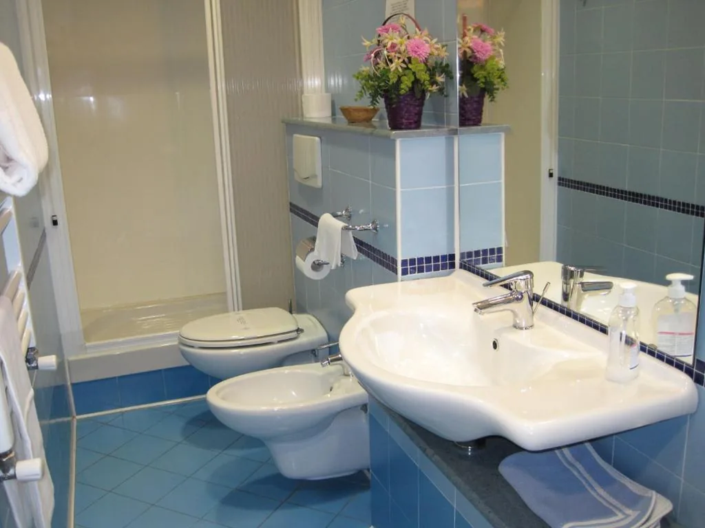 Double Room with Private Bathroom — Hotel Italia