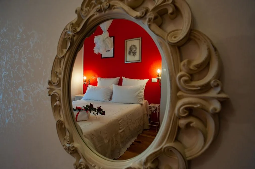 Camera Matrimoniale con Bagno Privato Interno — B&B Buonfiglio Cicconcelli – Terrazza panoramica