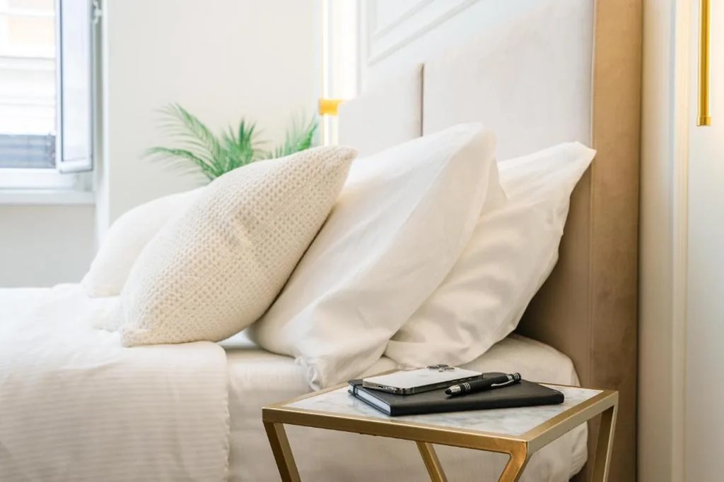 Double Room with Private Bathroom — IV Leoni