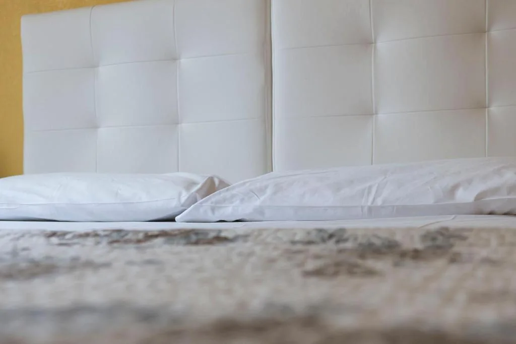 Camera Matrimoniale con Bagno Privato — La Breccia A Porta Pia