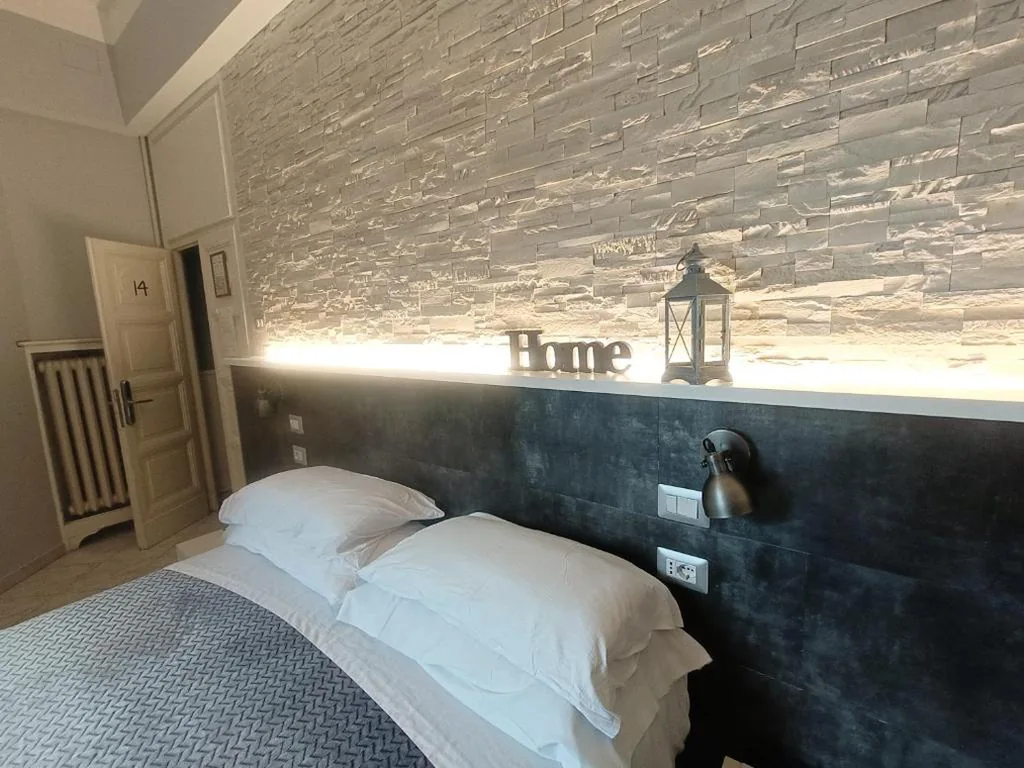 Camera Matrimoniale con Bagno Privato — La Locanda dell’Angelo