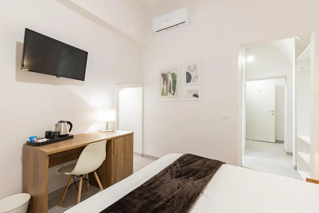 Camera Matrimoniale con Bagno Privato — La Torre 31