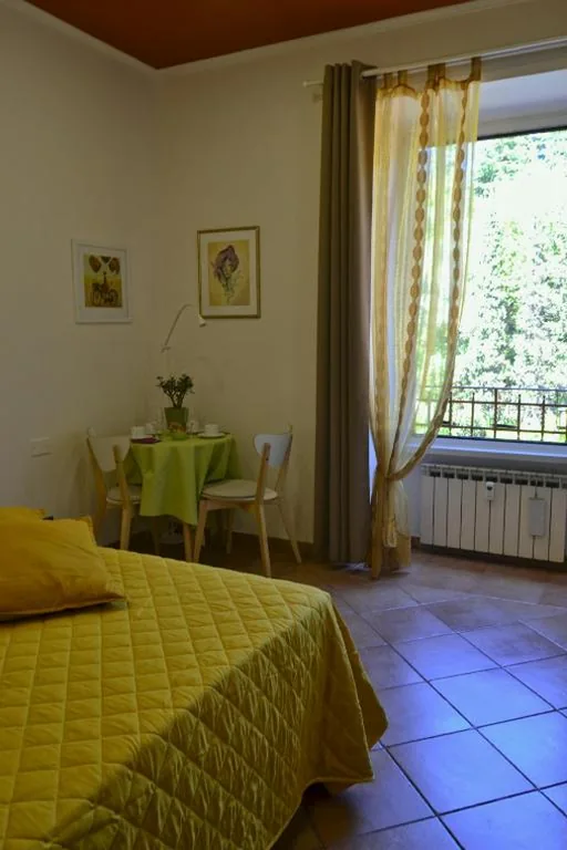 Camera Matrimoniale con Bagno Privato — Le Tre Sorelle a Testaccio