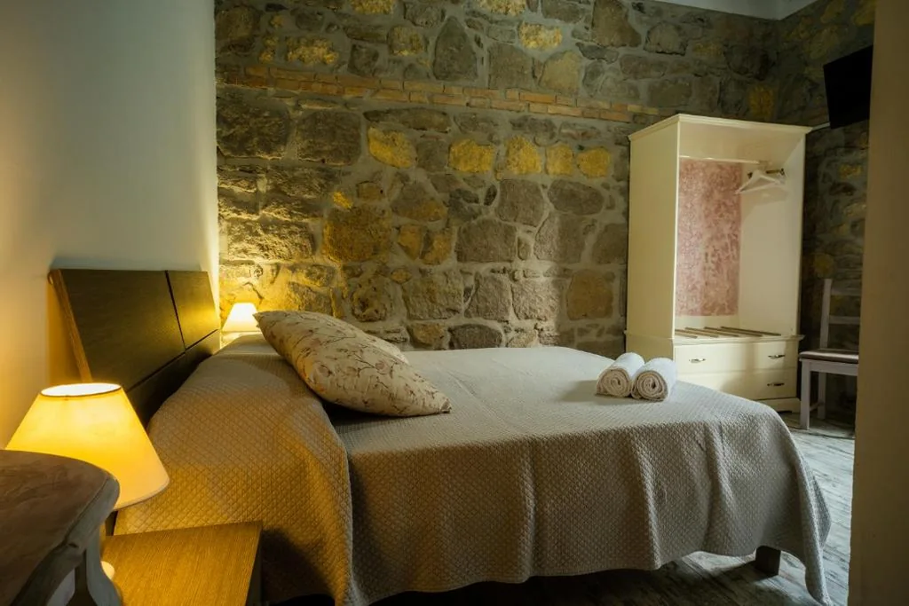 Camera Matrimoniale con Bagno Privato — Locanda Villa Naumanni