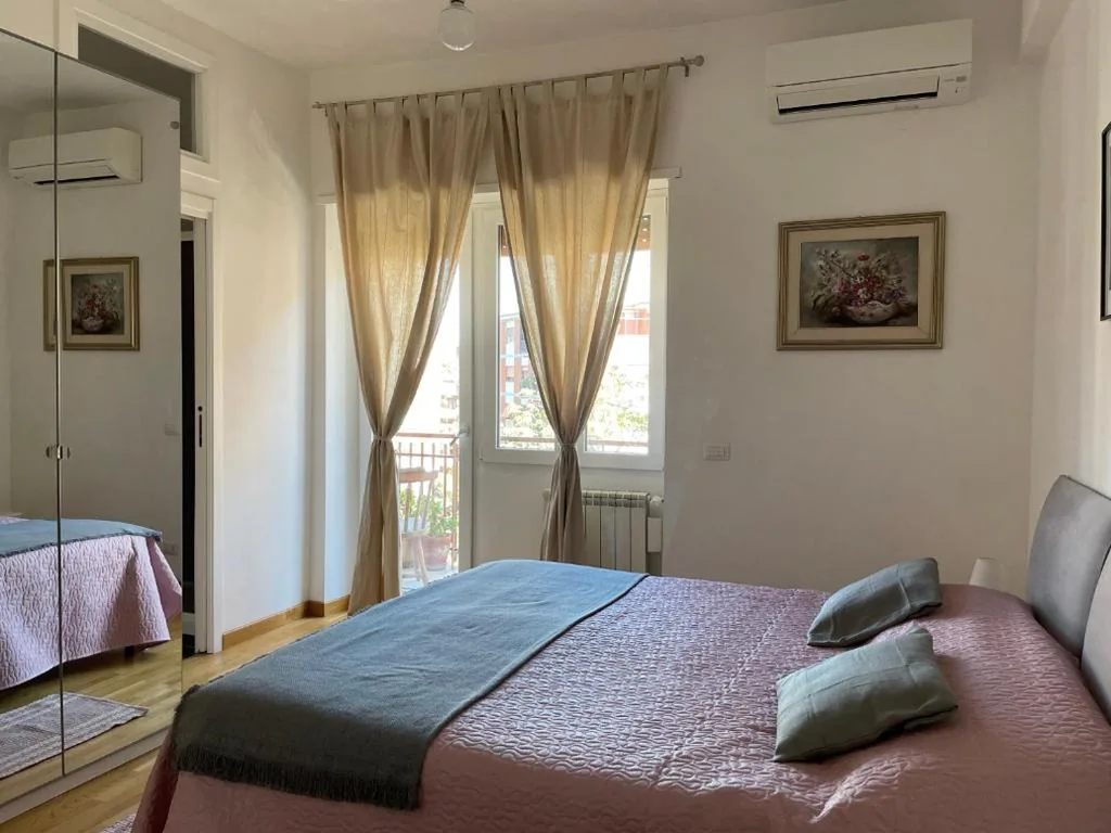 Camera Matrimoniale con Bagno Privato — LOCAZIONE TURISTICA PAOLUCCI