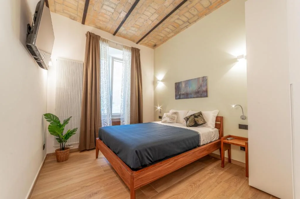 Camera Matrimoniale con Bagno Privato — Luxury Vatican Rooms – next to the Vatican Museum