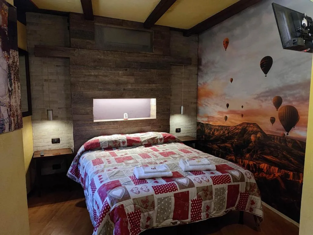 Double Room with Private Bathroom — Maison Manu