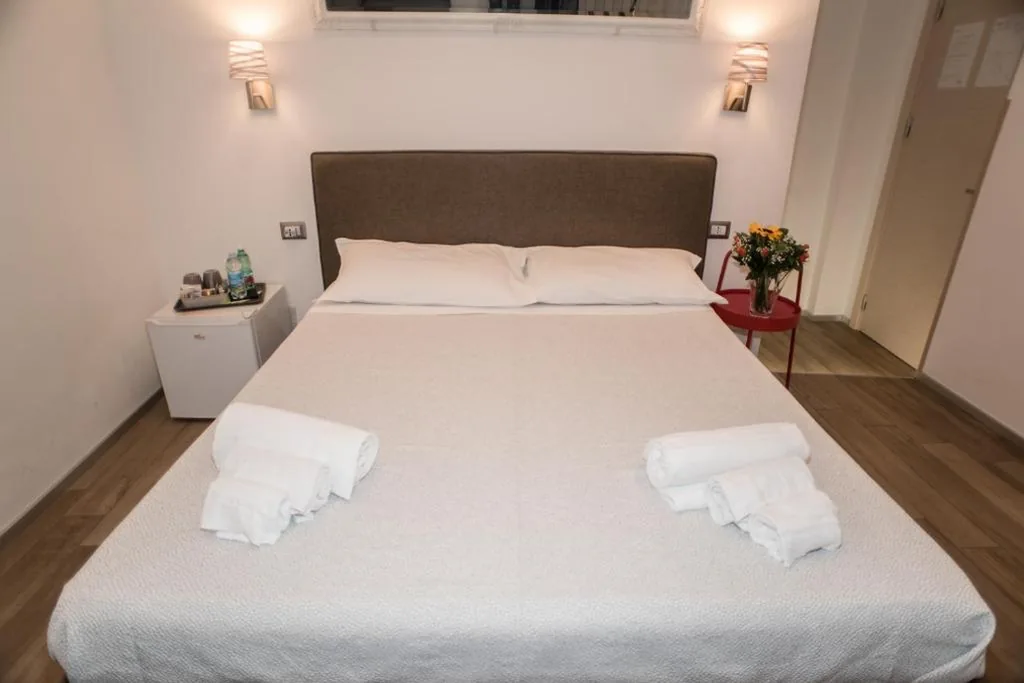 Double Room with Private Bathroom — Mole Adriana Guest House
