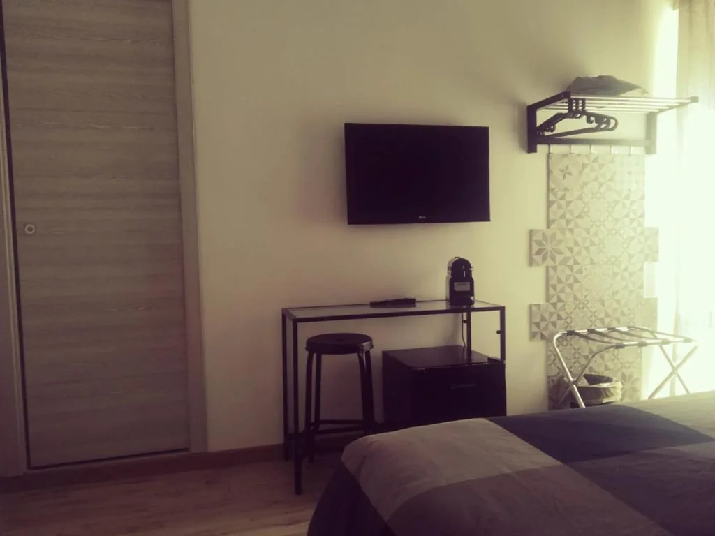 Double Room with Private Bathroom — Murena Apartments & rooms