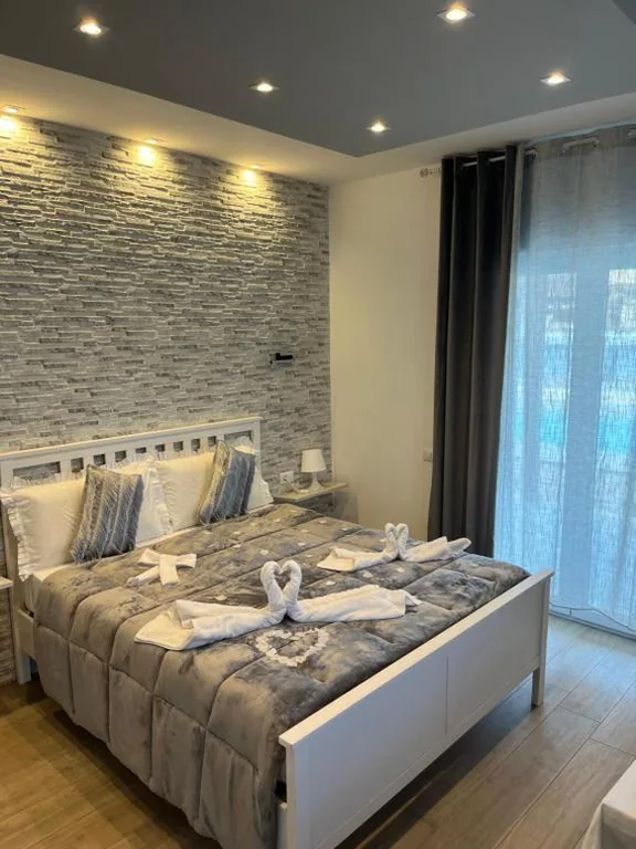 Camera Matrimoniale con Bagno Privato — New House