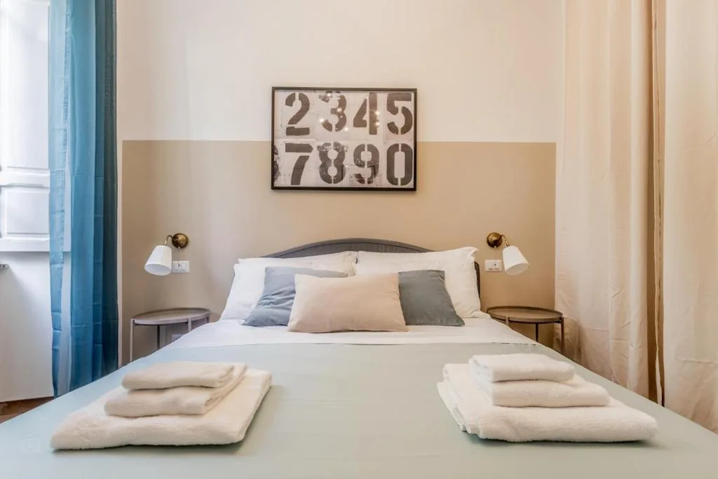 Double Room with Private Bathroom — Palazzo Sapienza Design Suites