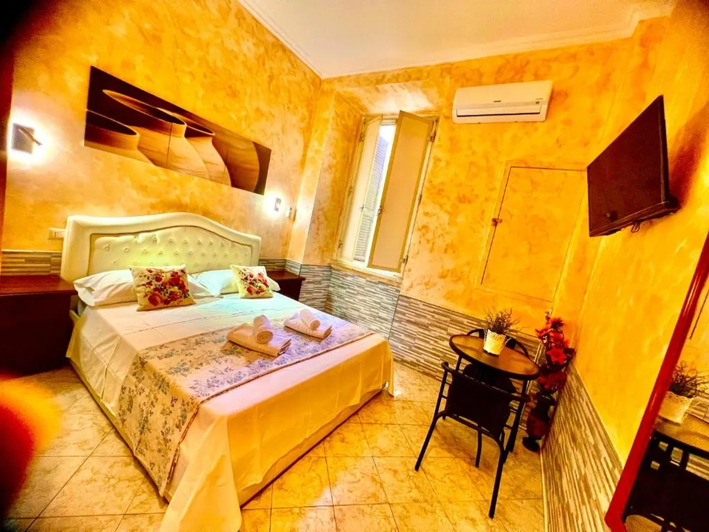 Double Room with Private Bathroom — Relax On 2 – Guesthouse