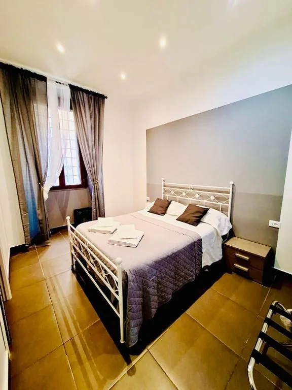 Double Room with Private Bathroom — Residenza Giustiniani