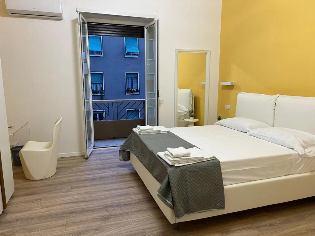 Camera Matrimoniale con Bagno Privato — Roma Furio Camillo Holiday Home