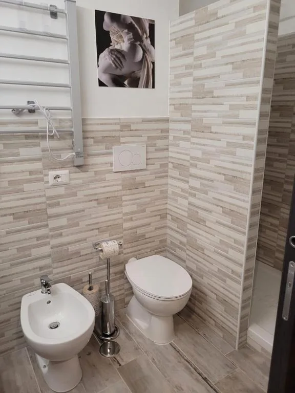 Camera Matrimoniale con Bagno Privato — Rome Art Room