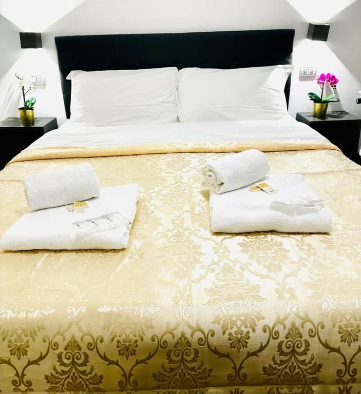 Camera Matrimoniale con Bagno Privato — Rome Holiday Guesthouse