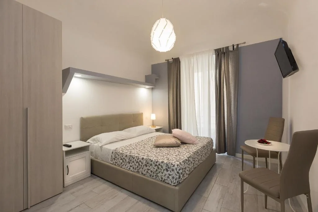 Double Room with Private Bathroom — San Peter Angels