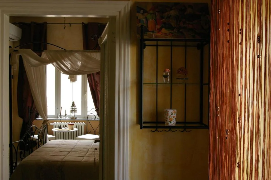Camera Matrimoniale con Bagno Privato — Serapo Bed and Breakfast