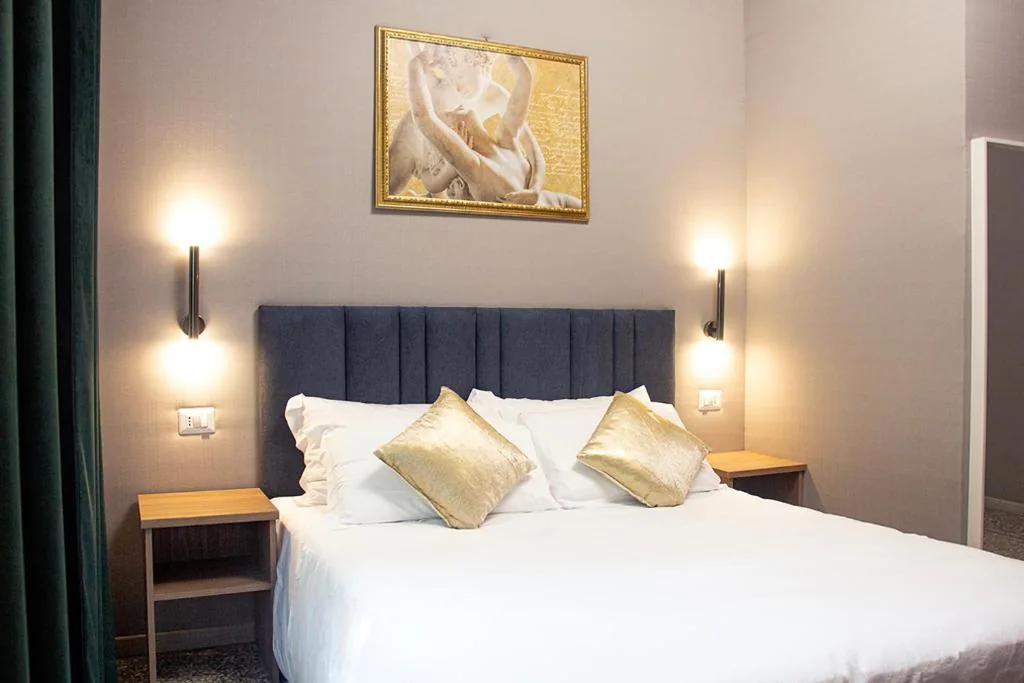 Camera Matrimoniale con Bagno Privato — Vatican museum guest house