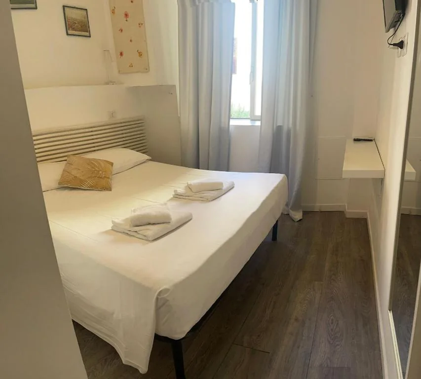 Camera Matrimoniale con Bagno Privato — Vaticano San Pietro metro ottaviano