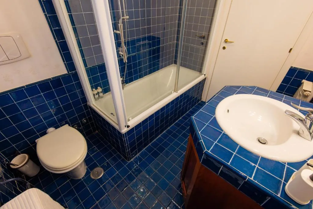 Double Room with Private Bathroom — Villa Aureliana with pool near San Peter