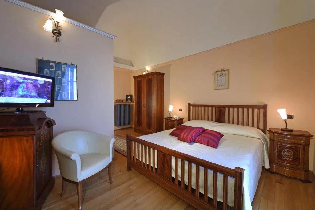 Camera Matrimoniale con Bagno Privato — Villa Durando