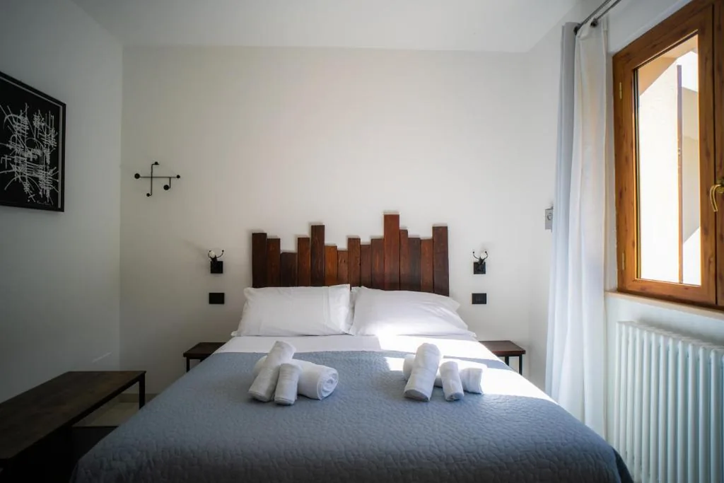 Double Room with Private Bathroom — Villa Mafalda