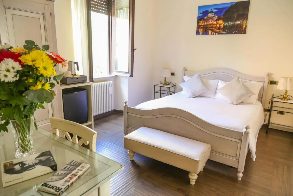 Camera Matrimoniale con Bagno Privato — Villa Matissa