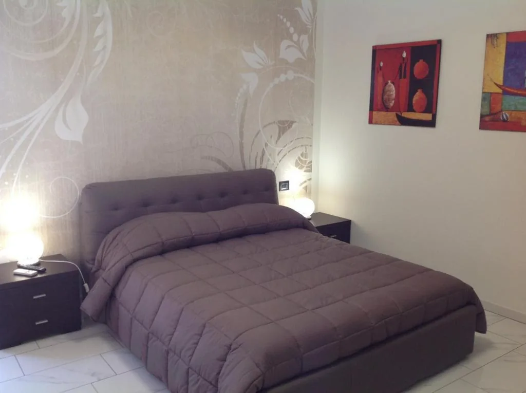 Double Room with Private Bathroom — Villa Sara B&B