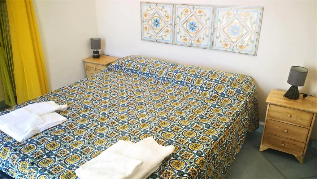 Camera Matrimoniale con Bagno Privato — Visitponza – La casa di Eolo