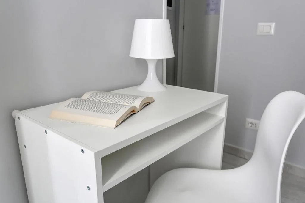 Double Room with Private Bathroom — Voyager House Termini – Home and More