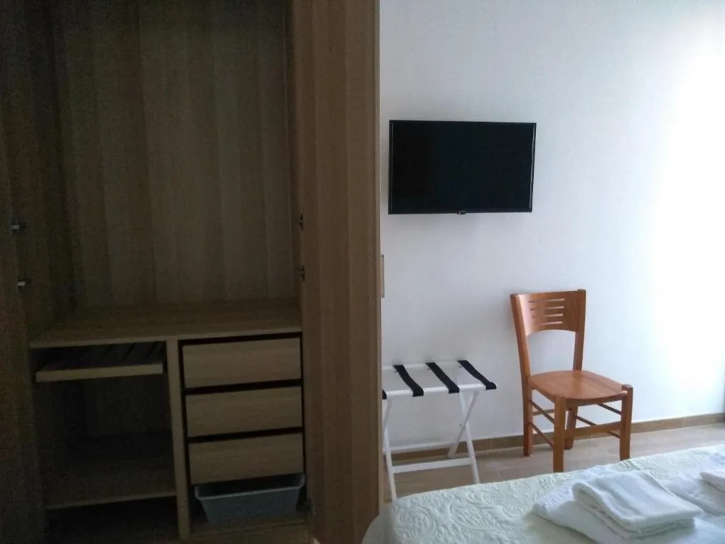 Double Room with Balcony — Affittacamere Da Euro