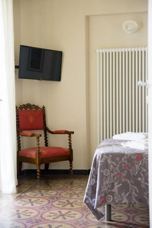 Double Room with Balcony — BB CÀ DE MÂ