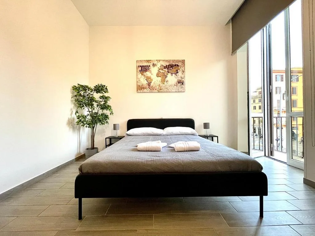 Double Room with Balcony — Colosseum Guest House