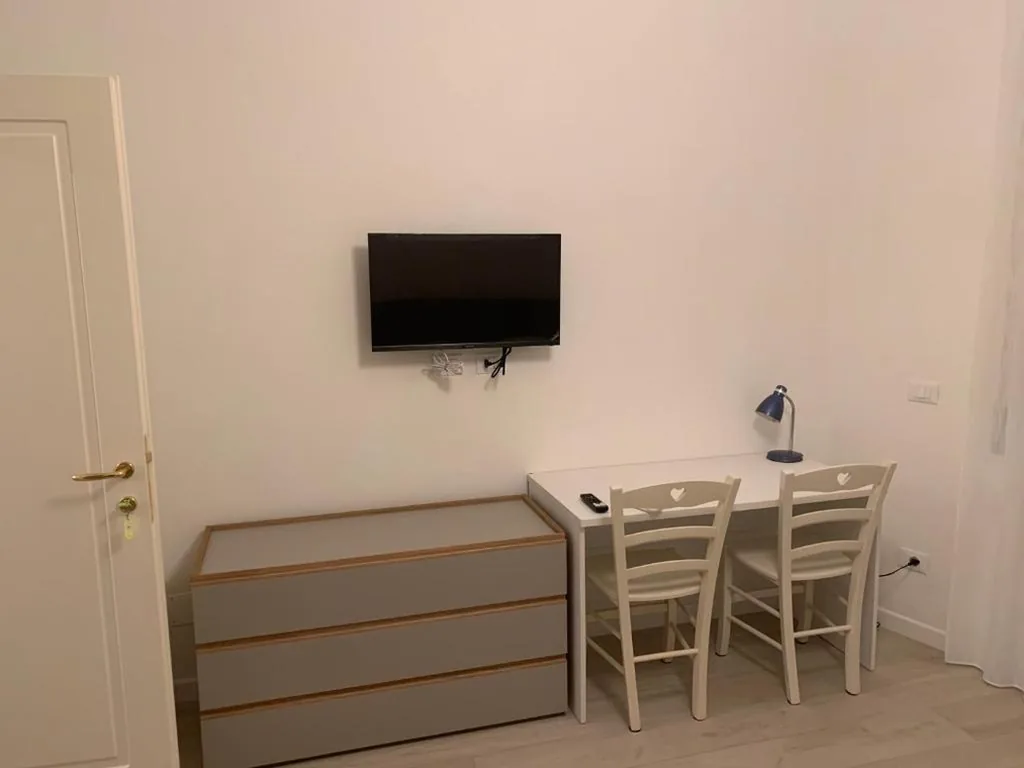 Camera Matrimoniale con Balcone — Dimoraalporto