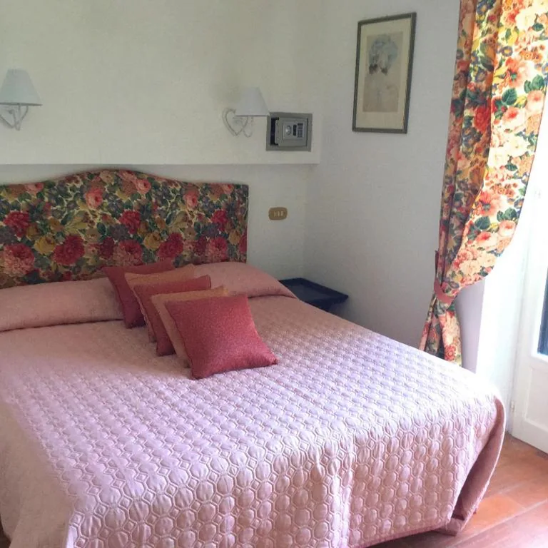 Double Room with Balcony and Sea View — B&B Le Palme