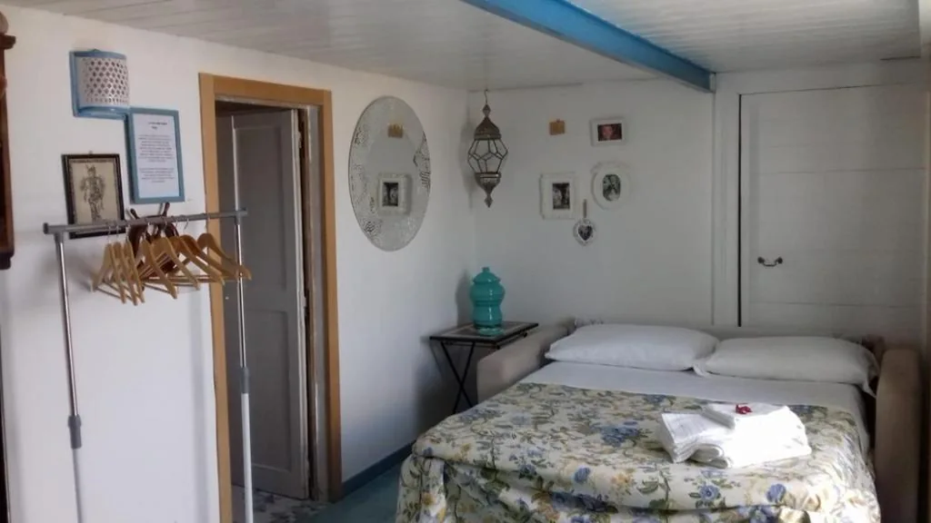 Double Room with Balcony and Sea View — La Casa Sugli Archi