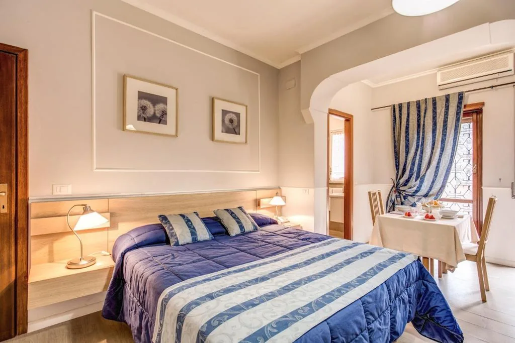 Double Room with Balcony — Hotel Residence Magnolia