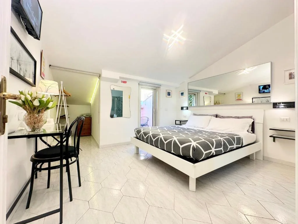 Double Room with Balcony — Il BorGhetto Guest House
