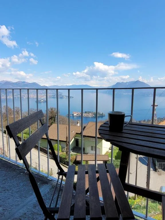 Camera Matrimoniale con Balcone — Le Camere Della Vecchia Osteria