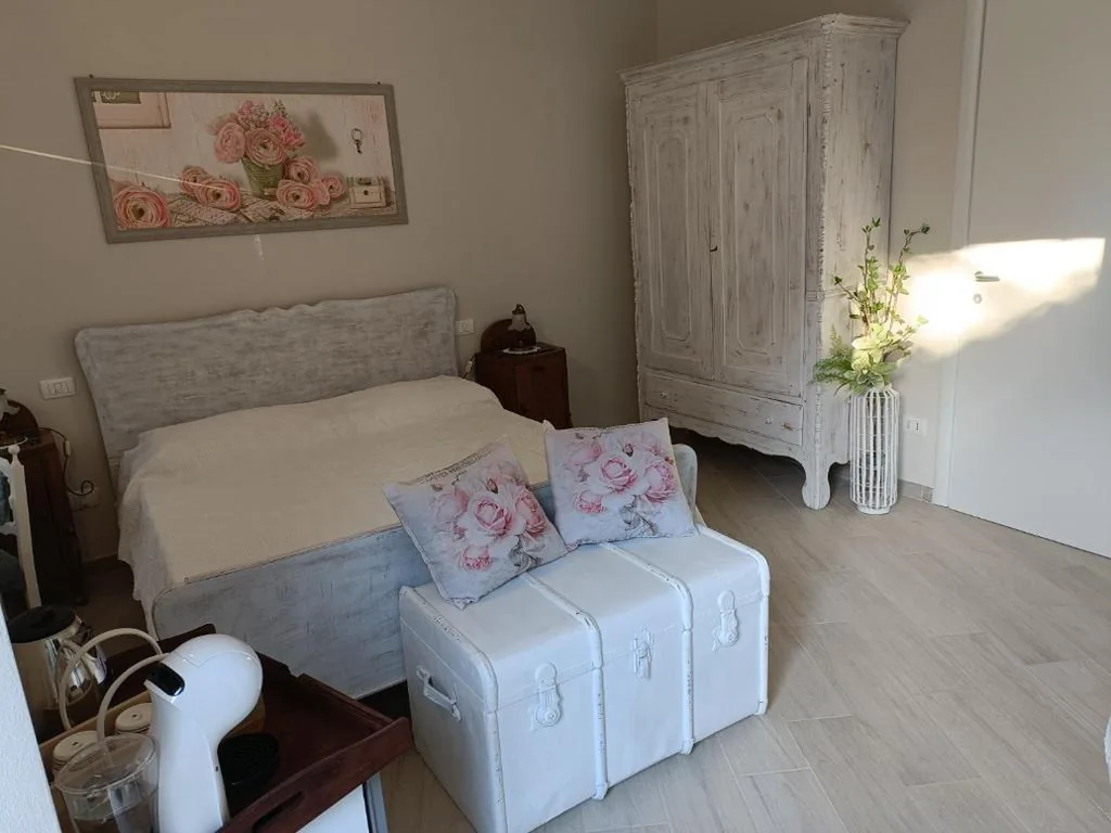 Double Room with Balcony — Locanda della Rocca di Camagna