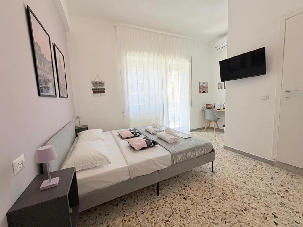 Double Room with Balcony — Quattro Venti city suites