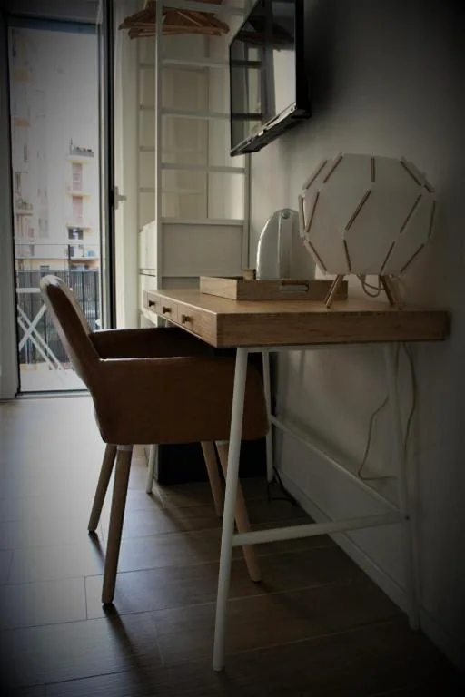Camera Matrimoniale con Balcone — Real Rooms
